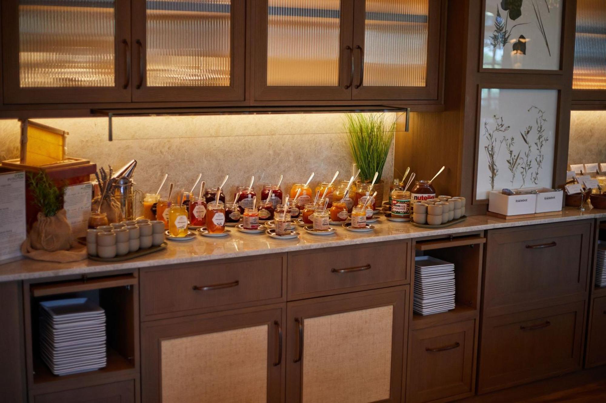 The St. Regis Mardavall Mallorca Resort Palmanova Εξωτερικό φωτογραφία