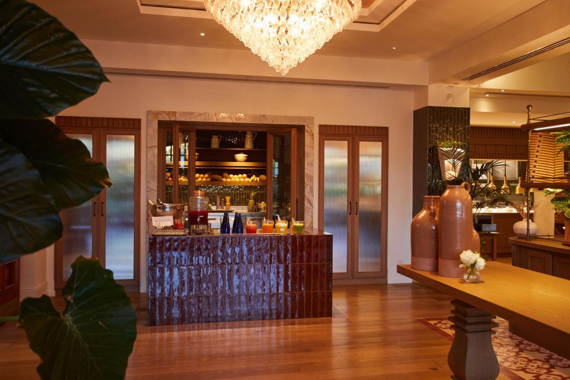 The St. Regis Mardavall Mallorca Resort Palmanova Εξωτερικό φωτογραφία