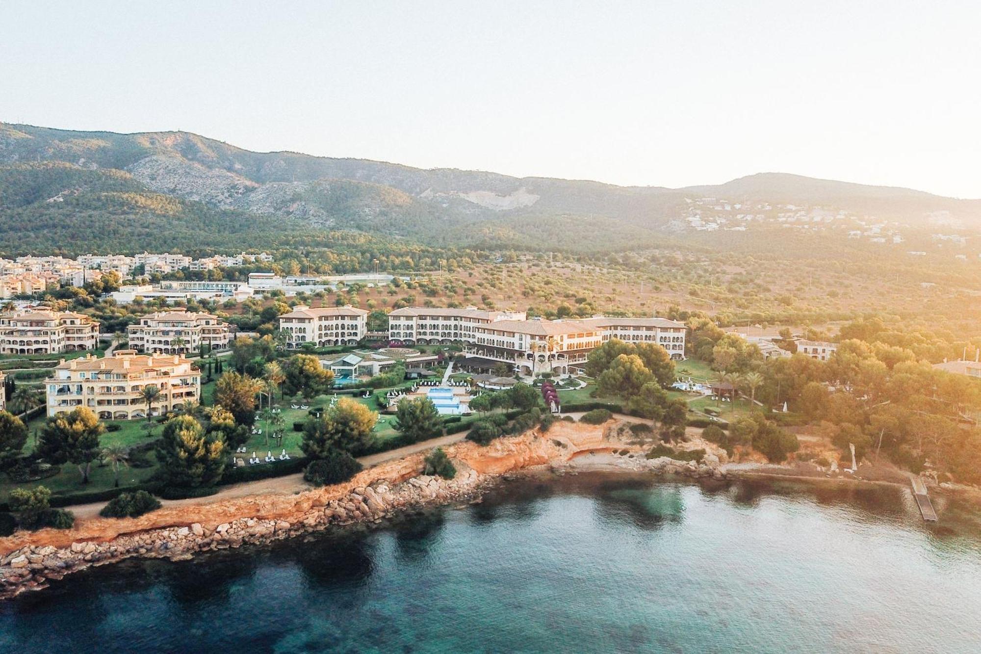 The St. Regis Mardavall Mallorca Resort Palmanova Εξωτερικό φωτογραφία
