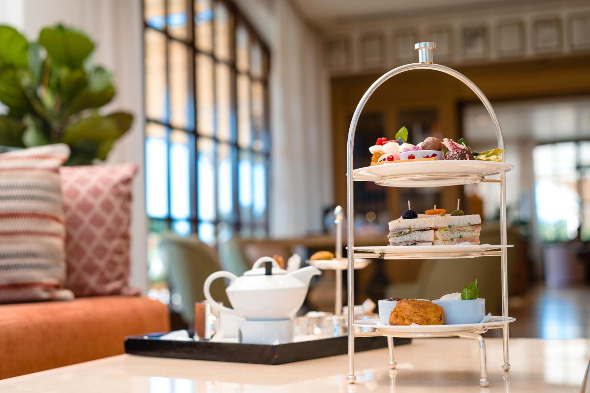 The St. Regis Mardavall Mallorca Resort Palmanova Εξωτερικό φωτογραφία