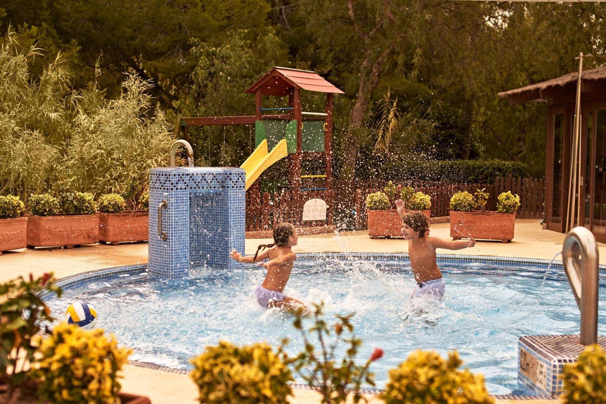 The St. Regis Mardavall Mallorca Resort Palmanova Εξωτερικό φωτογραφία